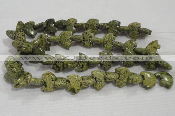 CFG794 12.5 inches 14*18mm carved animal green lace gemstone beads