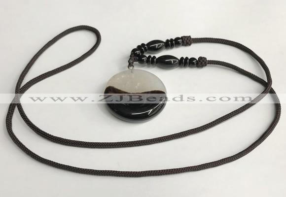 NGP5662 Agate flat round pendant with nylon cord necklace